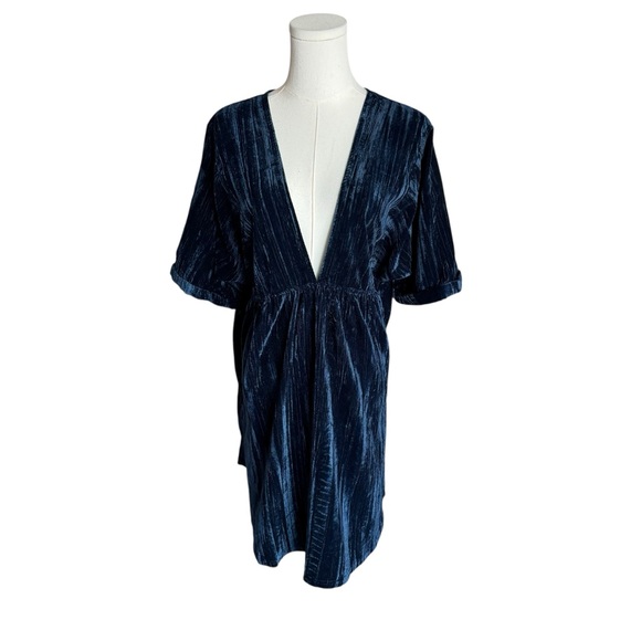 Natural Life - NWT Velvet Burnout Deep V Short Sleeve Dress Sz L/XL - Picture 3 of 8